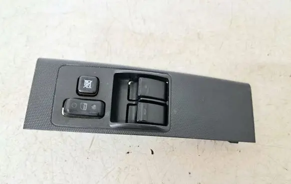 Toyota Corolla Verso AR10 Electric window control switch