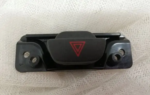Ford Fusion Hazard light switch 13A350AC