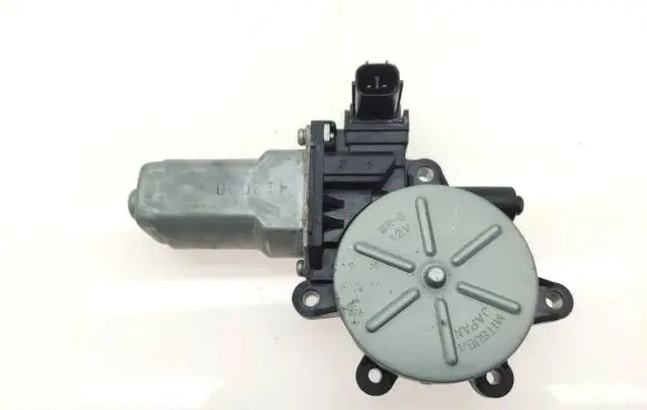 Subaru Legacy Front door window regulator motor