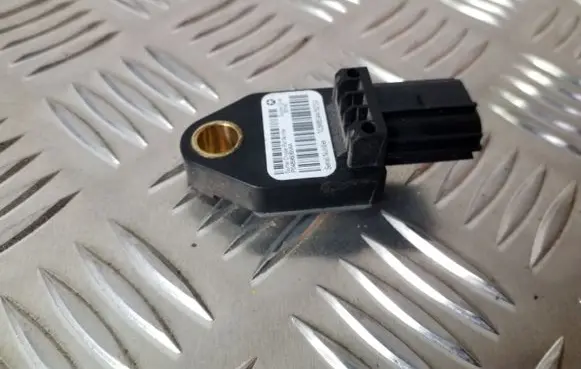 Dodge Nitro Airbag deployment crash/impact sensor P04896065AA