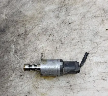 Mazda CX-5 II Camshaft vanos timing valve PYFA12360 F35724310 190214T00899