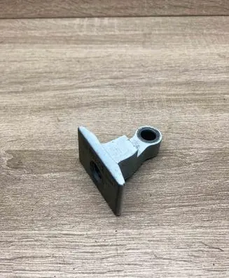 Mercedes-Benz E W212 Rear door upper hinge A047058 7246066