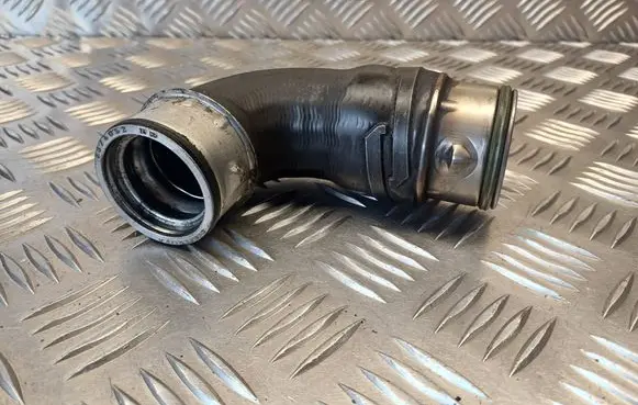 Intercooler hose/pipe