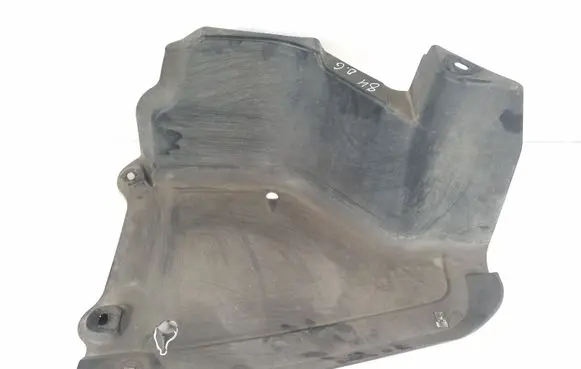 Audi Q5 SQ5 Other under body part 8R0825219B