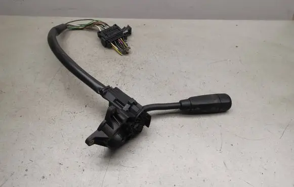 Mercedes-Benz C W202 Indicator stalk 2025400244