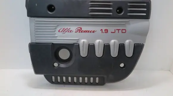 Alfa Romeo 147 Engine cover (trim) 46480339