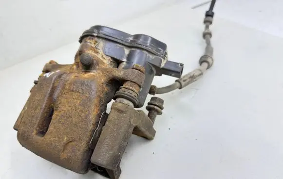 Audi A5 8T 8F Rear brake caliper 32335479