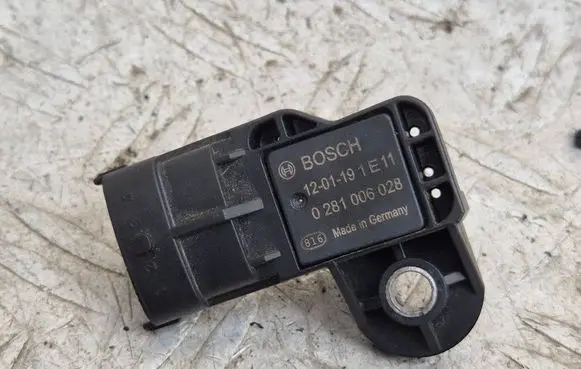 Lancia Delta III Air pressure sensor 0281006028