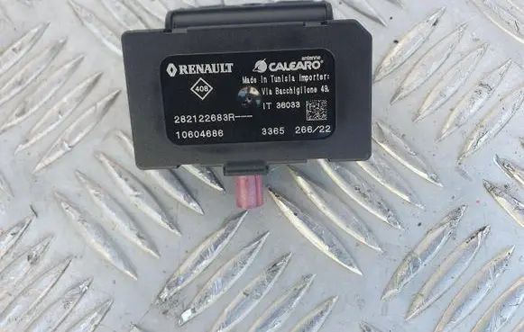 Dacia Sandero III Antenna control unit 282122683R