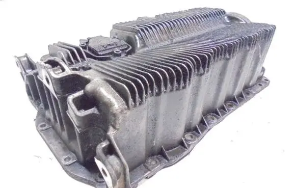 Volkswagen Touran I Oil sump 06A103603AJ
