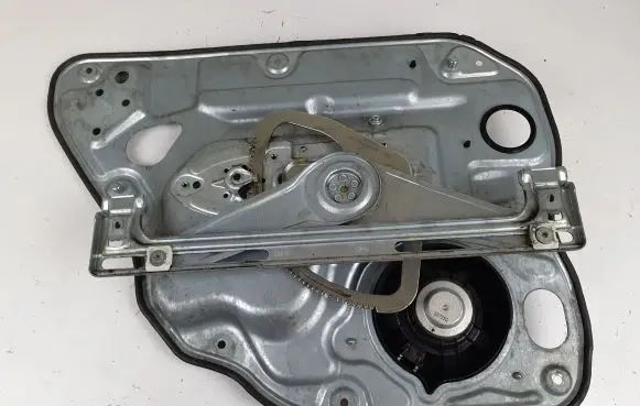 Volvo S40 Rear window lifting mechanism without motor 8679083 30752083