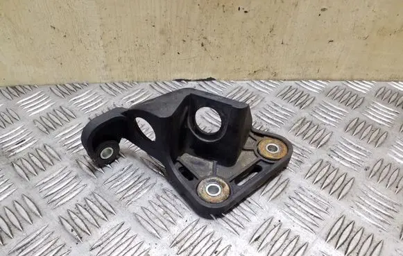 Skoda Octavia Mk2 (1Z) Gear shift cable bracket 1K0711789J