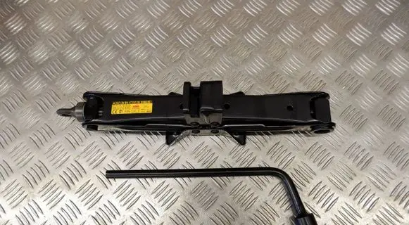 Lexus GS 250 350 300H 450H Lift Jack 0911130160 0915076020