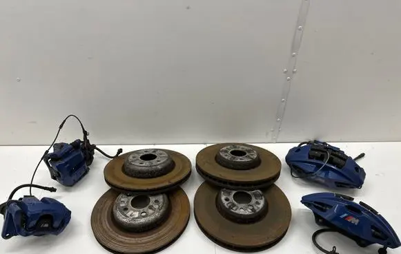 BMW 5 G30 G31 G38 Brake discs and calipers set 687529305 667523405