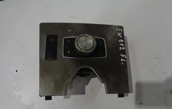 Mercedes-Benz E W212 Head unit multimedia control A2126806993