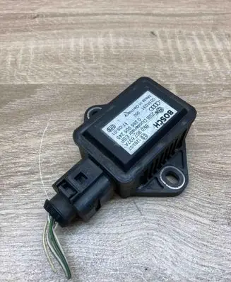 Audi A4 S4 B6 8E 8H ESP acceleration yaw rate sensor 8E0907637A 0265005245