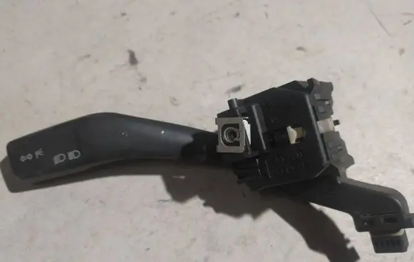 Volkswagen Caddy Indicator stalk 1K0953513