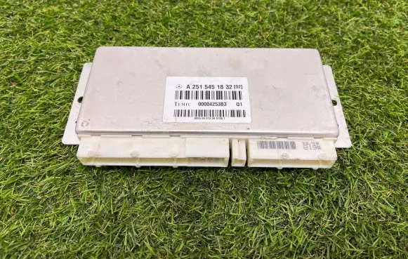 Mercedes-Benz R W251 Suspension control unit/module A2515451832