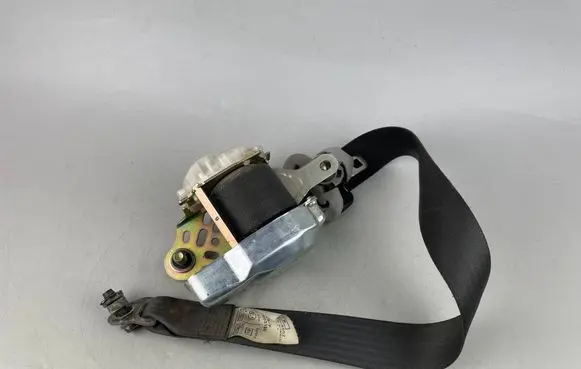 Subaru Justy Front seatbelt 8494086G2 7M4010P