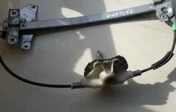 Mitsubishi Carisma Sliding door window regulator with motor