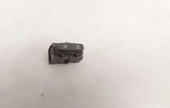 Volvo XC60 Central locking switch button 31343099