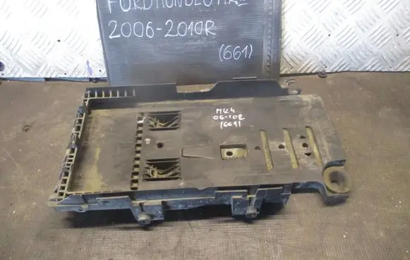 Ford Mondeo MK IV Battery box tray 6G9110723
