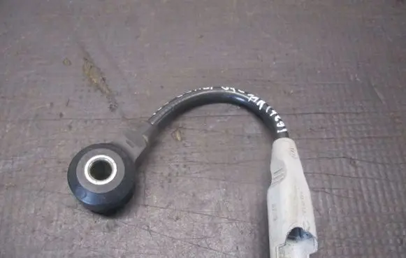 Peugeot 407 Detonation knock sensor 