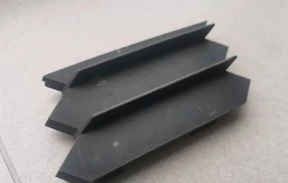 Headlight washer spray nozzle cap/cover