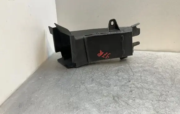 BMW 7 F01 F02 F03 F04 Brake cooling air channel/duct 7898882 22793115 92793115