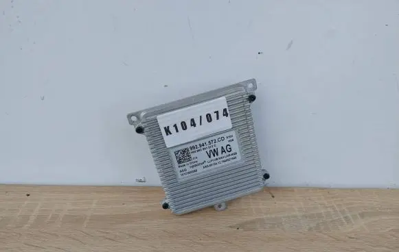 Skoda Octavia Mk4 LED ballast control module 992941572CD