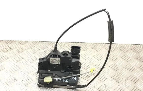 Opel Corsa D Front door lock 55702908 0606061157 0325407955