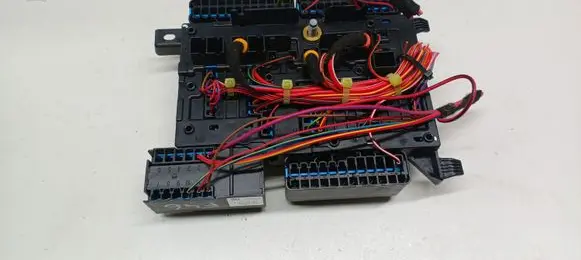 BMW 2 F46 Fuse module 9270355
