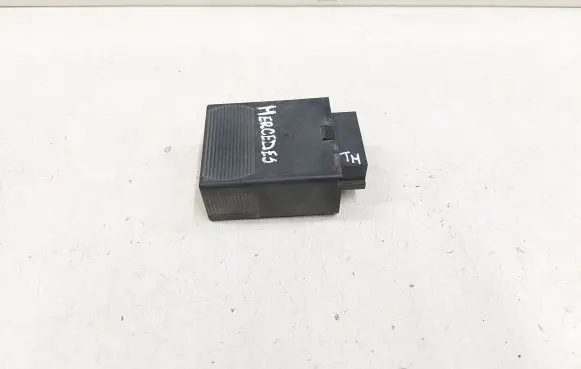 Mercedes-Benz Vito Viano W638 Window wiper relay A0004460027 60208001