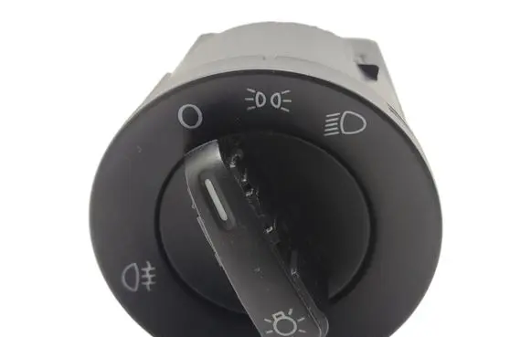 Volkswagen Polo V 6R Light switch