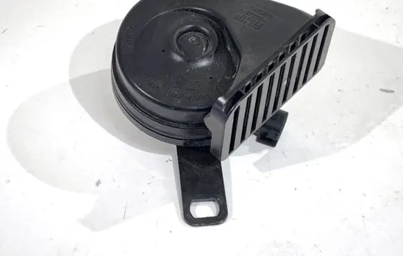 Land Rover Range Rover Evoque L551 Horn signal K8D213802AA