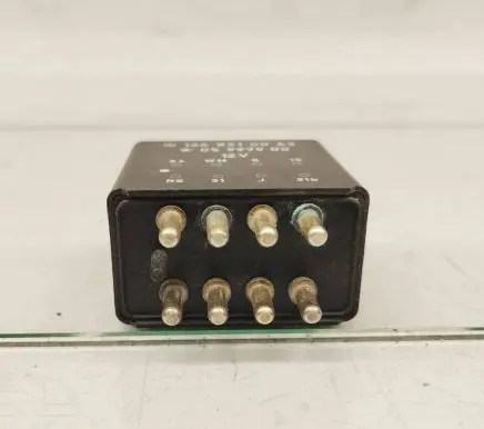 Mercedes-Benz E W124 Window wiper relay 1248210063