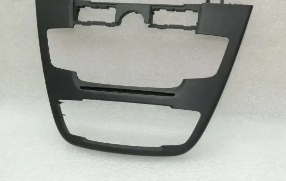 Opel Insignia A Radio/GPS head unit trim 13273253