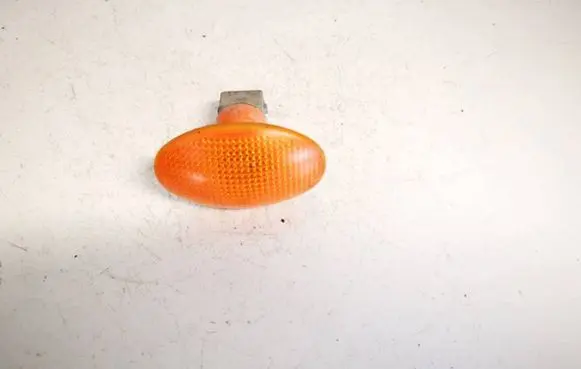 Ford Transit Front fender indicator light f6db13k309ac