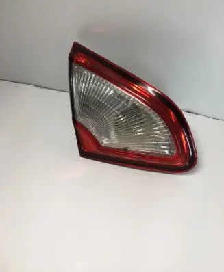 Nissan Qashqai Tailgate rear/tail lights 89503189 B26555BR01A