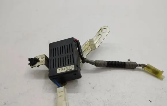 Lexus IS 220D-250-350 Aerial antenna filter 05370593 C25S2B