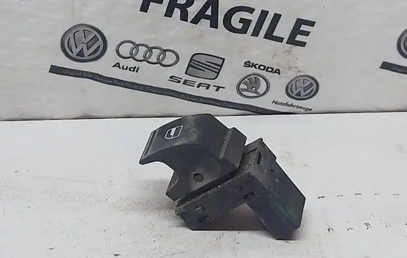 Volkswagen PASSAT B6 Electric window control switch 7L6959855B