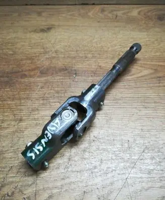 Toyota Avensis T250 Steering column universal joint