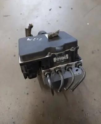 Mercedes-Benz E W212 ABS Pump A2124313512 0265236369