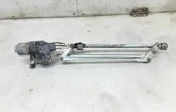 Ford Focus Front wiper linkage and motor 4M5117504AB 4M5117508AA 0390241731