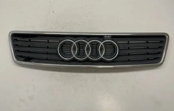 Audi A6 S6 C5 4B Front grill 4B0853654A
