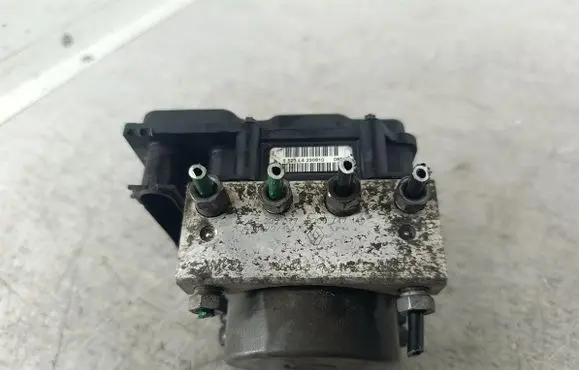 Renault Clio III ABS Pump 