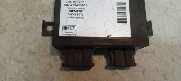 Volkswagen Sharan Immobilizer control unit/module 5WK48470 7M0953257R 98VW19A366DB