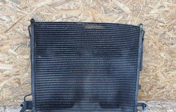 Nissan Pathfinder R51 A/C cooling radiator (condenser) 92100EB00A EE50165400