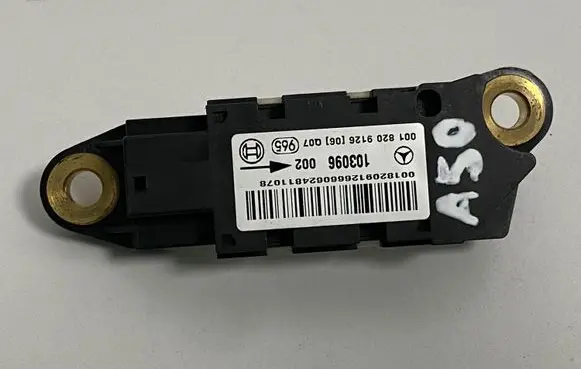 Mercedes-Benz C W203 Airbag deployment crash/impact sensor 0018209126 103096002