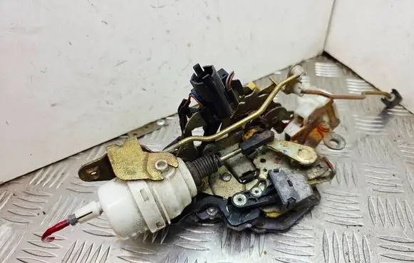 Mercedes-Benz CL C140 Front door lock A1407205335 1408204310 1408211136